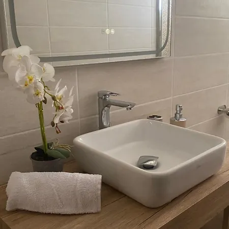 Turistico Agiati Lejlighed